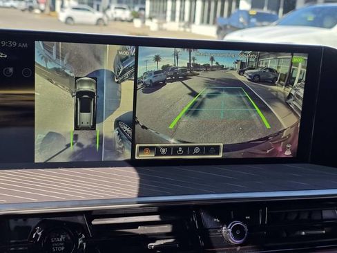 Used 2025 INFINITI QX80 Autograph image 21