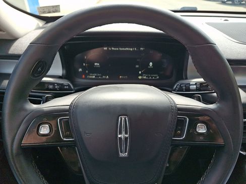 Used 2024 Lincoln Aviator AWD w/ Premium Package image 21