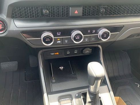 Used 2026 Honda CR-V LX image 12
