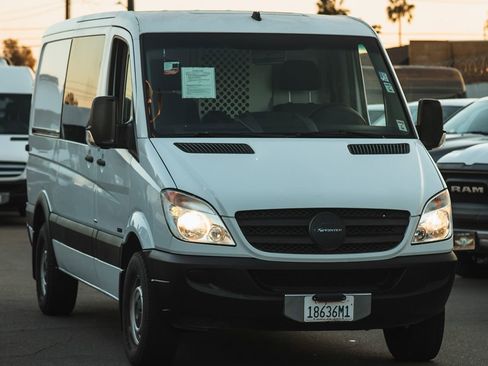 Used 2012 Mercedes-Benz Sprinter 2500 w/ Additional Battery Pkg image 5