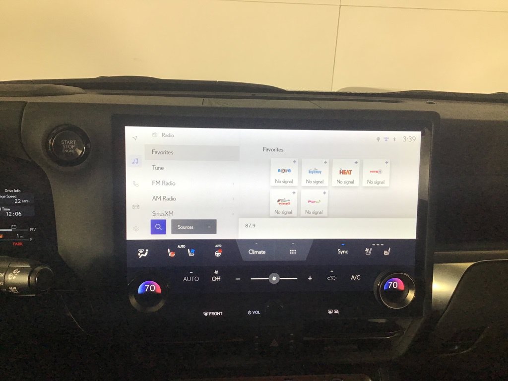 Used 2024 Lexus GX 550 AWD/4WD image 33