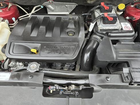 Used 2017 Jeep Compass Latitude image 29