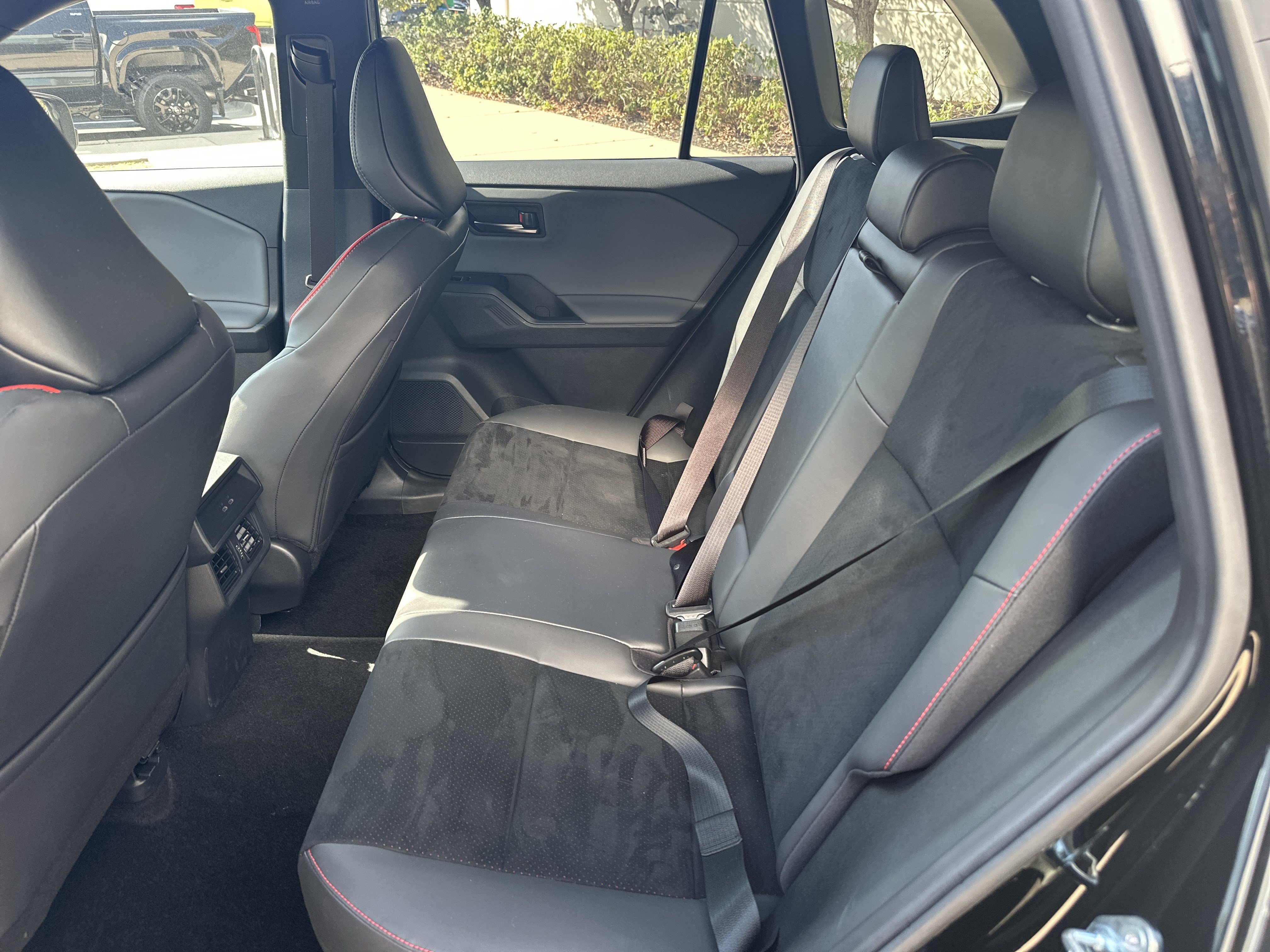 Used 2026 Toyota RAV4 AWD Plug-in Hybrid image 29