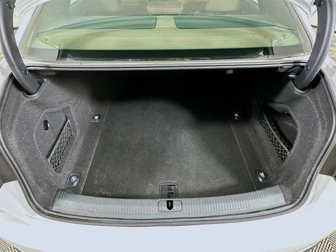 Used 2019 Audi A4 2.0T Premium w/ Convenience Package image 32