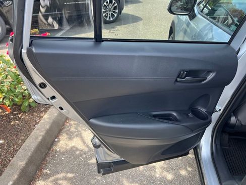 Certified 2024 Toyota Corolla Cross LE w/ Moonroof Package AWD/4WD image 16