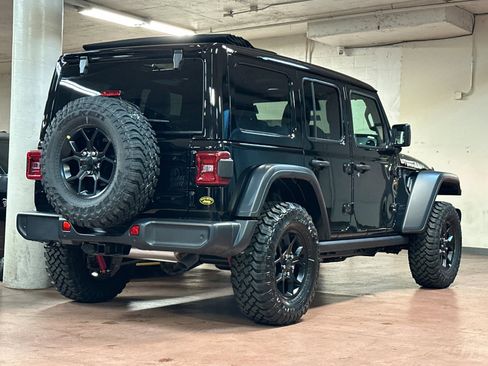 New 2025 Jeep Wrangler Willys image 5