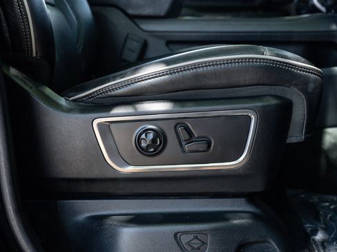 Used 2020 RAM 1500 Limited AWD/4WD image 35