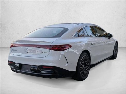 Used 2023 Mercedes-Benz EQS 580 4MATIC Sedan image 5