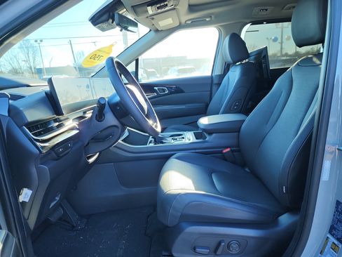 New 2025 Kia Carnival SX Prestige image 5