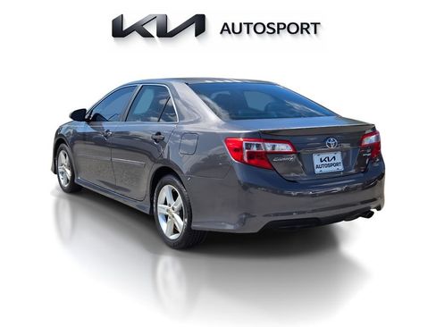 Used 2013 Toyota Camry SE FWD image 27