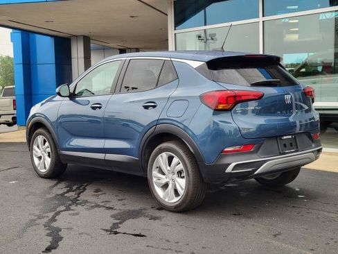 Used 2025 Buick Encore GX Preferred w/ Comfort Package AWD/4WD image 4