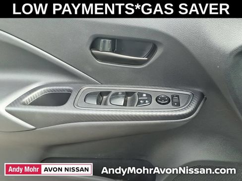 Used 2023 Nissan Versa S FWD image 14