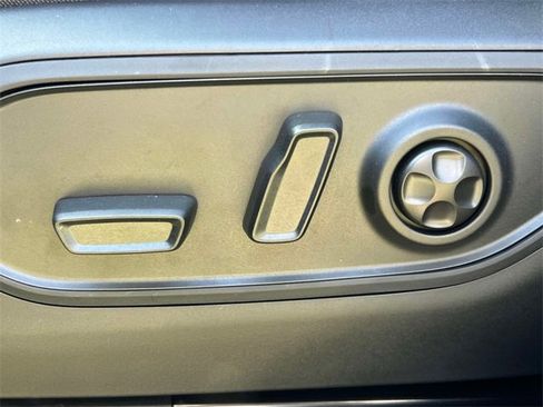 Used 2023 Jeep Grand Cherokee 4WD 4xe image 19