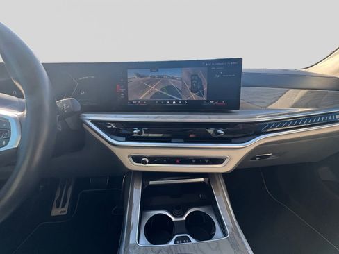 Used 2024 BMW X7 M60i w/ Executive Package AWD/4WD image 13