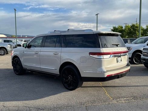 Used 2024 Lincoln Navigator L Reserve AWD/4WD image 8