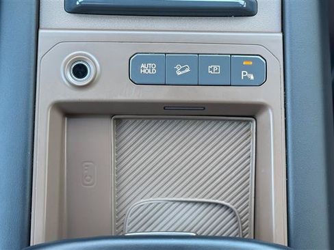 Used 2024 Kia EV9 GT-Line image 22