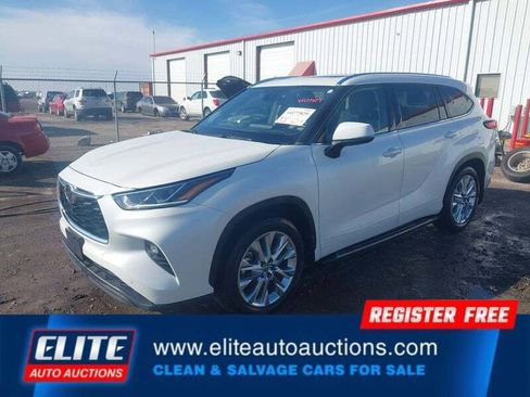 Used 2021 Toyota Highlander Limited image 4
