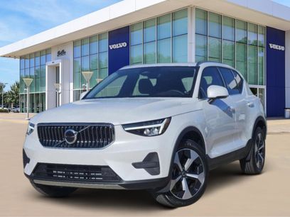 Used 2025 Volvo XC60 T8 Plus w/ Protection Package Premier