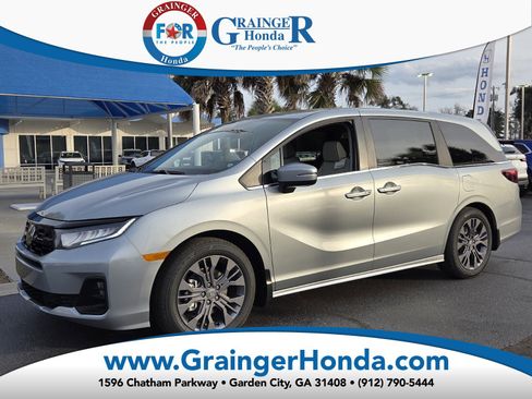 New 2026 Honda Odyssey Touring image 1