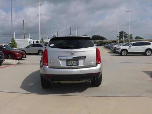 Used 2016 Cadillac SRX Premium image 4