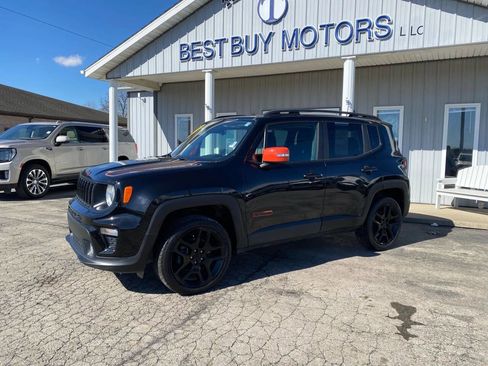 Used 2020 Jeep Renegade Latitude AWD/4WD image 9