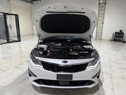Used 2020 Kia Optima SX FWD image 4