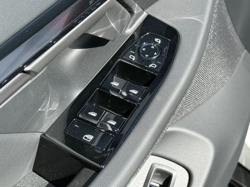 New 2026 BMW 540i xDrive w/ M Sport Package image 15