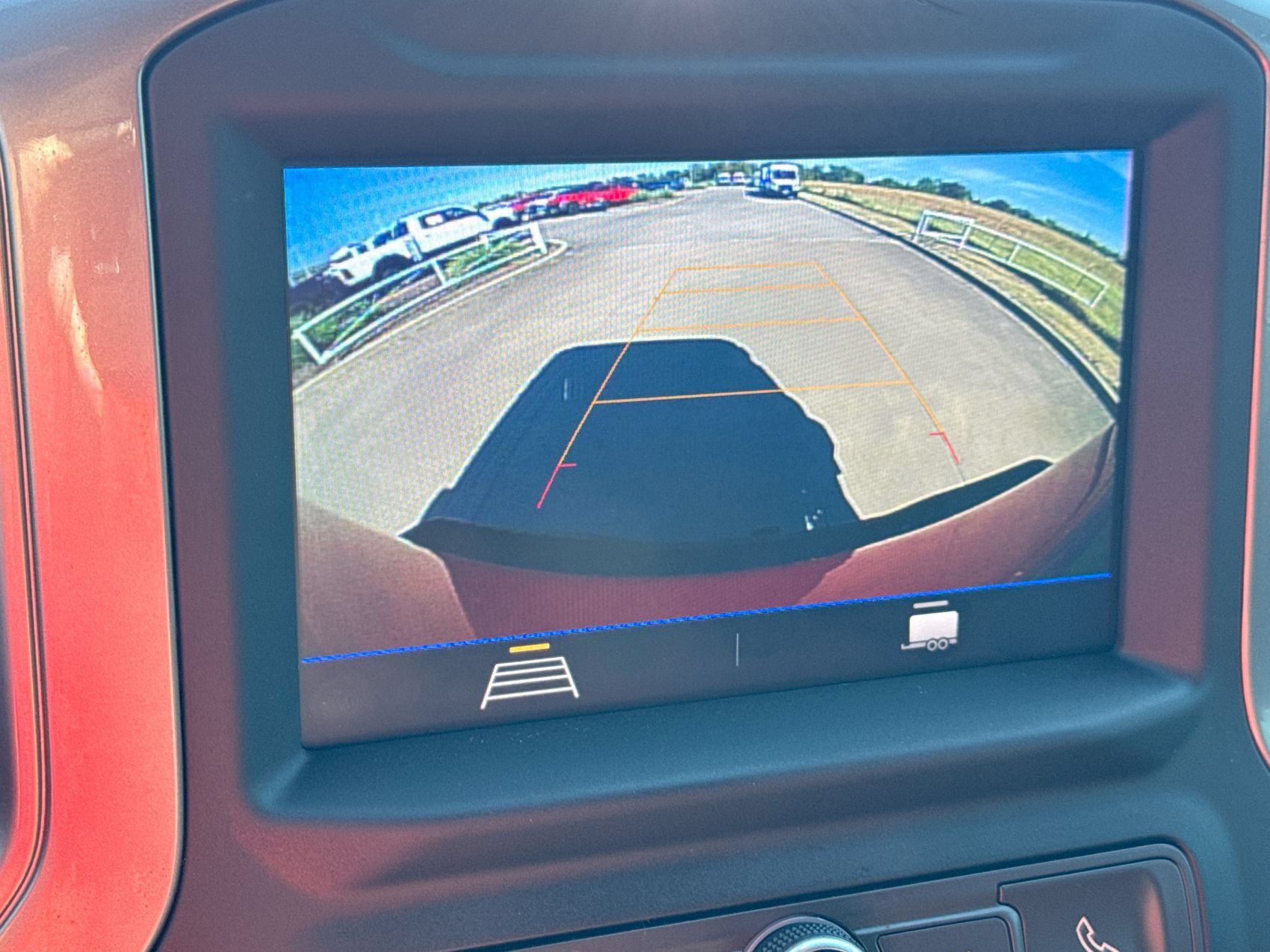 Used 2022 Chevrolet Silverado 2500 Custom AWD/4WD image 17
