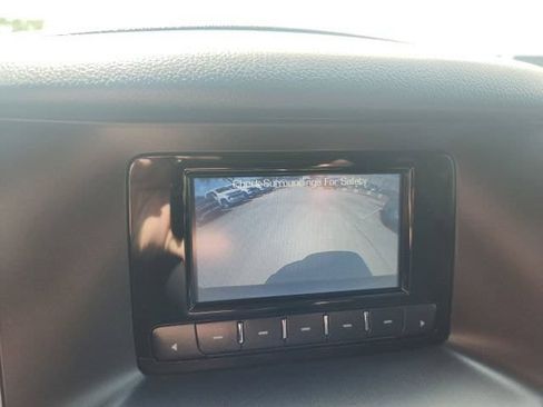 Used 2015 Chevrolet Tahoe LS RWD image 7