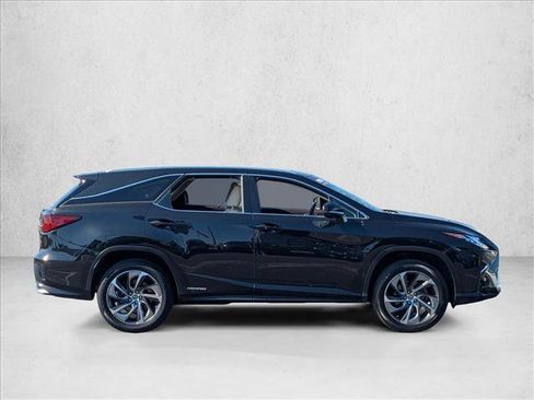 Used 2018 Lexus RX 450hL Luxury image 4
