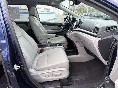 Used 2023 Honda Odyssey EX-L image 26