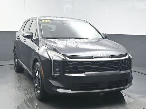 Used 2026 Kia Sportage EX FWD image 2