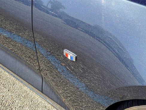 Used 2023 Chevrolet Camaro LT image 5