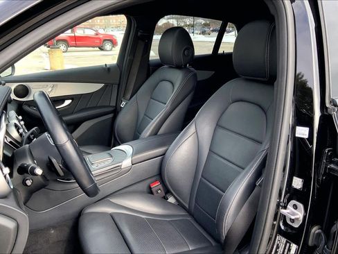 Certified 2023 Mercedes-Benz GLC 300 4MATIC Coupe image 9