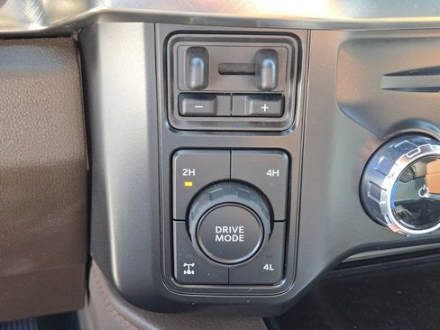 New 2025 Ford F250 King Ranch w/ Chrome Package image 16