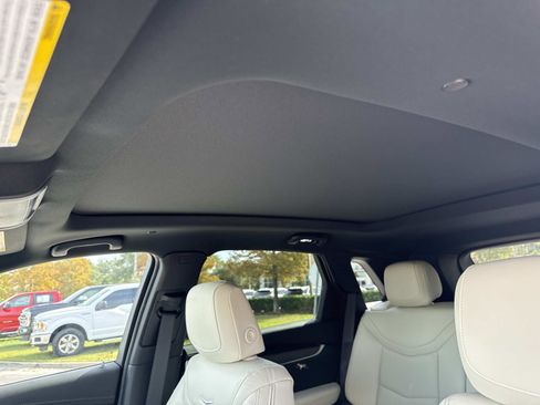 New 2025 Cadillac XT5 Sportv image 24