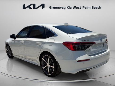 Used 2023 Honda Civic Touring image 5