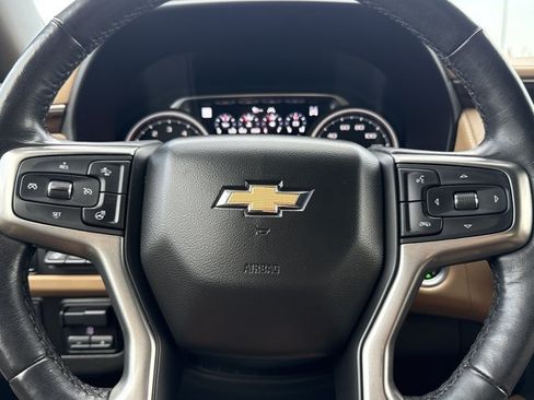 Used 2021 Chevrolet Tahoe Premier w/ Premium Package AWD/4WD image 26