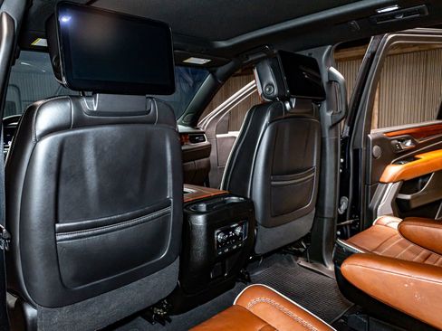 Used 2023 GMC Yukon XL Denali Ultimate image 20