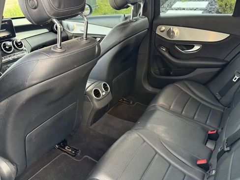 Used 2015 Mercedes-Benz C 300 4MATIC Sedan image 23