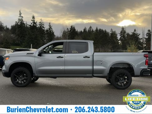 Used 2023 Chevrolet Silverado 1500 Custom Trail Boss w/ LPO, Dark Essentials Package image 2