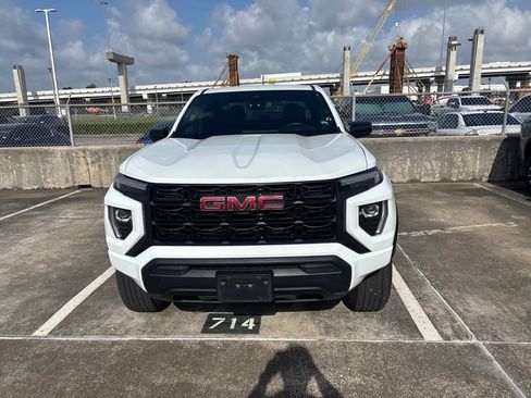 Used 2024 GMC Canyon Elevation RWD image 2