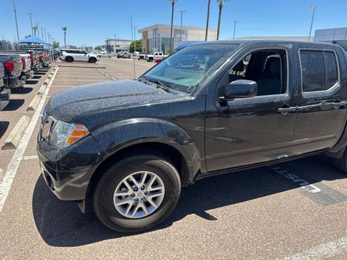 Used 2019 Nissan Frontier SV RWD image 7