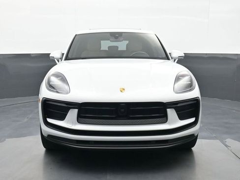 Certified 2023 Porsche Macan AWD/4WD image 26