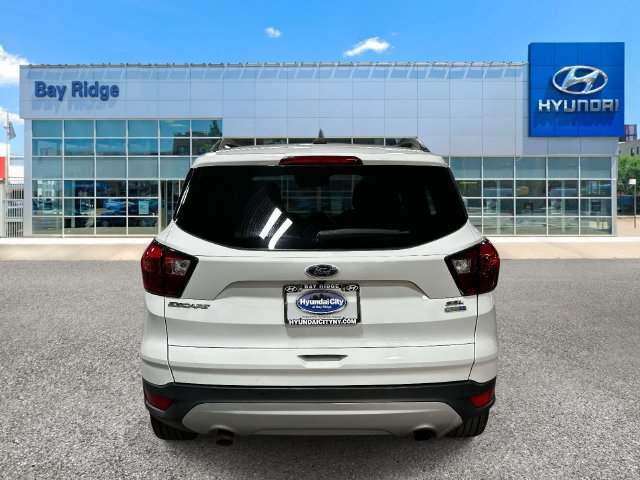 Used 2019 Ford Escape SEL AWD/4WD image 5
