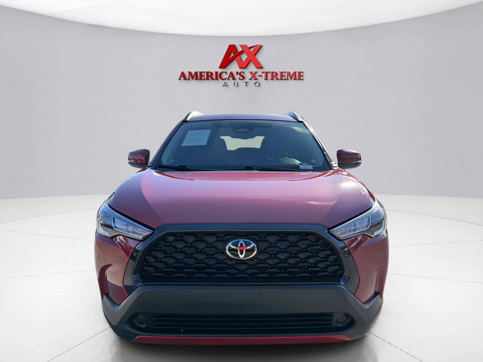Used 2023 Toyota Corolla Cross LE FWD image 9