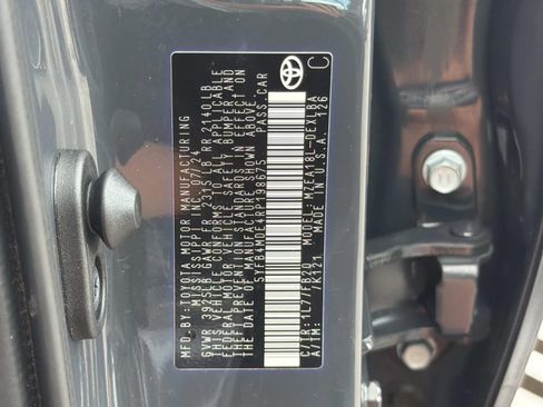 Used 2024 Toyota Corolla LE FWD image 33