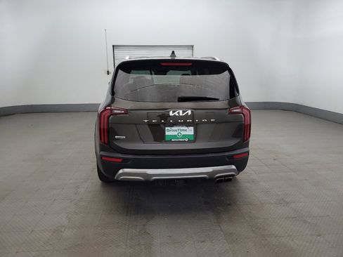 Used 2022 Kia Telluride SX w/ SX Prestige Package AWD/4WD image 6