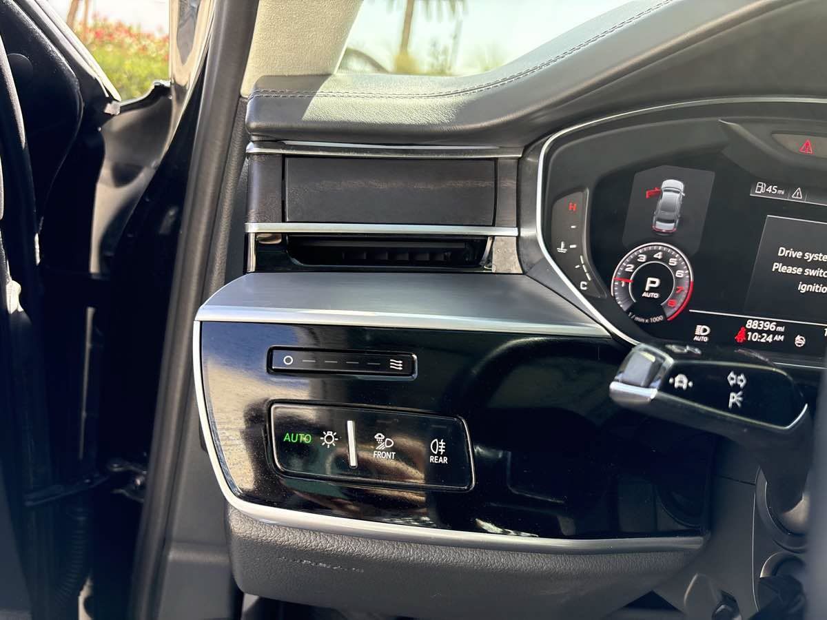 Used 2019 Audi A8 L 3.0T w/ Executive Package AWD/4WD image 27
