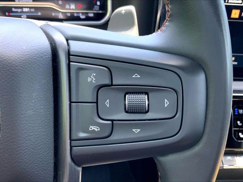 Certified 2023 GMC Sierra 1500 AT4 w/ AT4 Premium Package AWD/4WD image 25